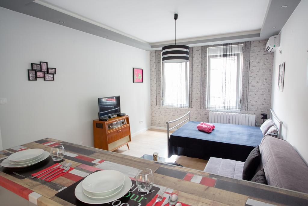 Lea Apartment Belgrade Exterior photo