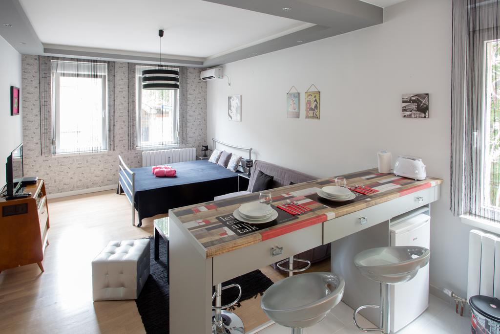 Lea Apartment Belgrade Exterior photo